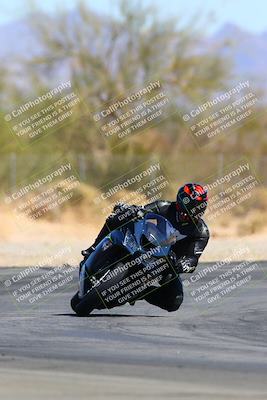 media/Mar-12-2022-SoCal Trackdays (Sat) [[152081554b]]/Turn 2 (1145am)/